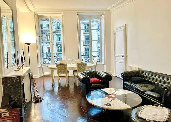 Exclusive Suite Parisian Palace